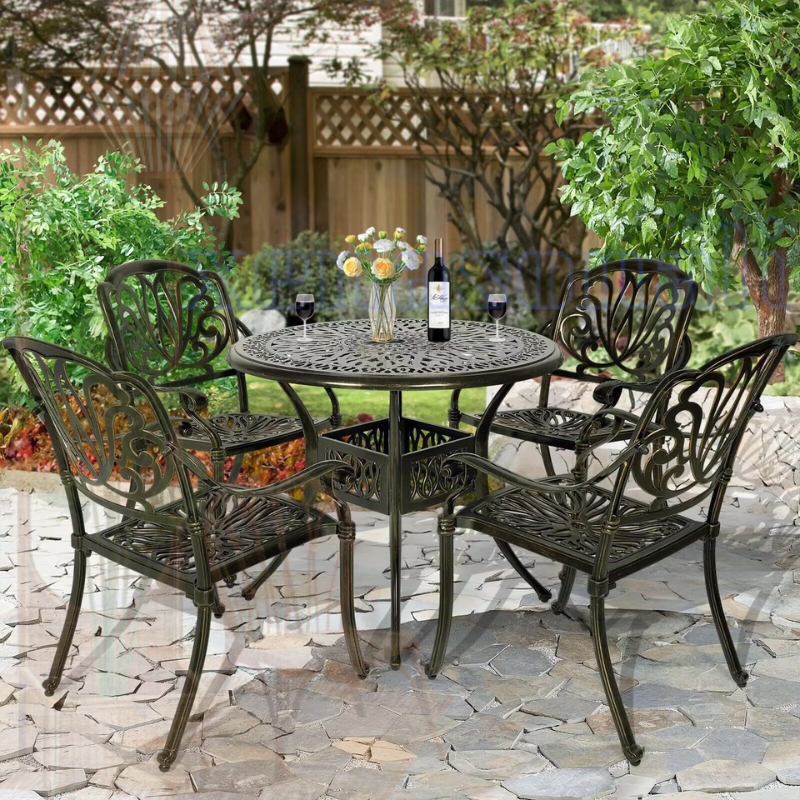 Outdoor Tables and Chairs
